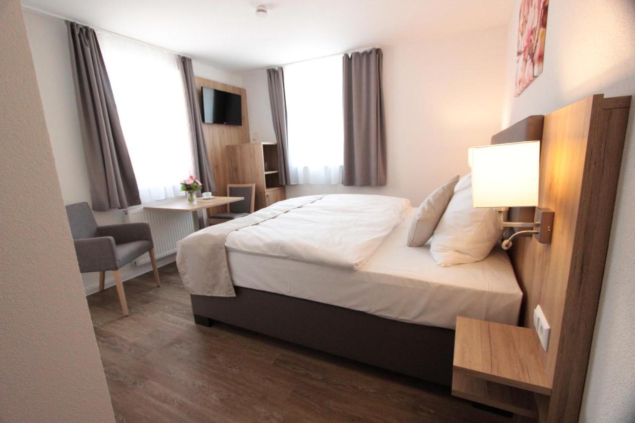 Hotel Adler Bad Friedrichshall Exteriör bild