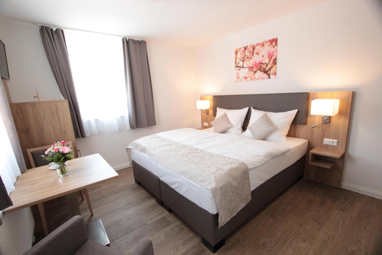 Hotel Adler Bad Friedrichshall Exteriör bild